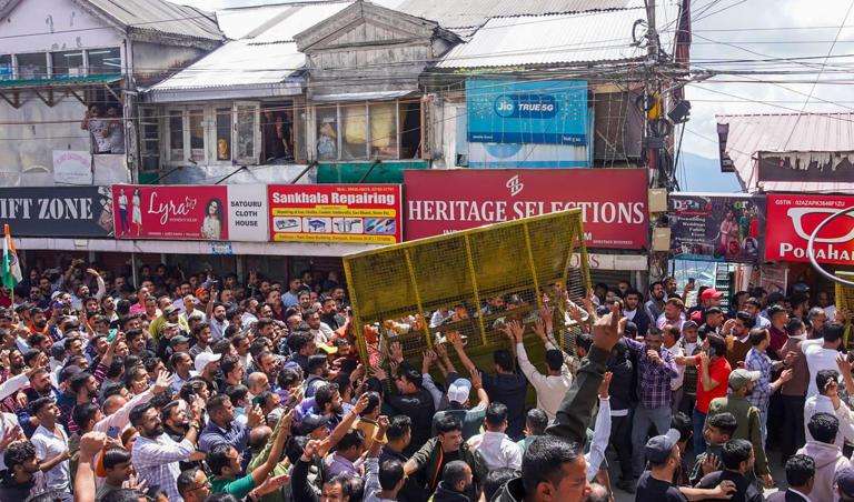 The-Council-of-Mosques